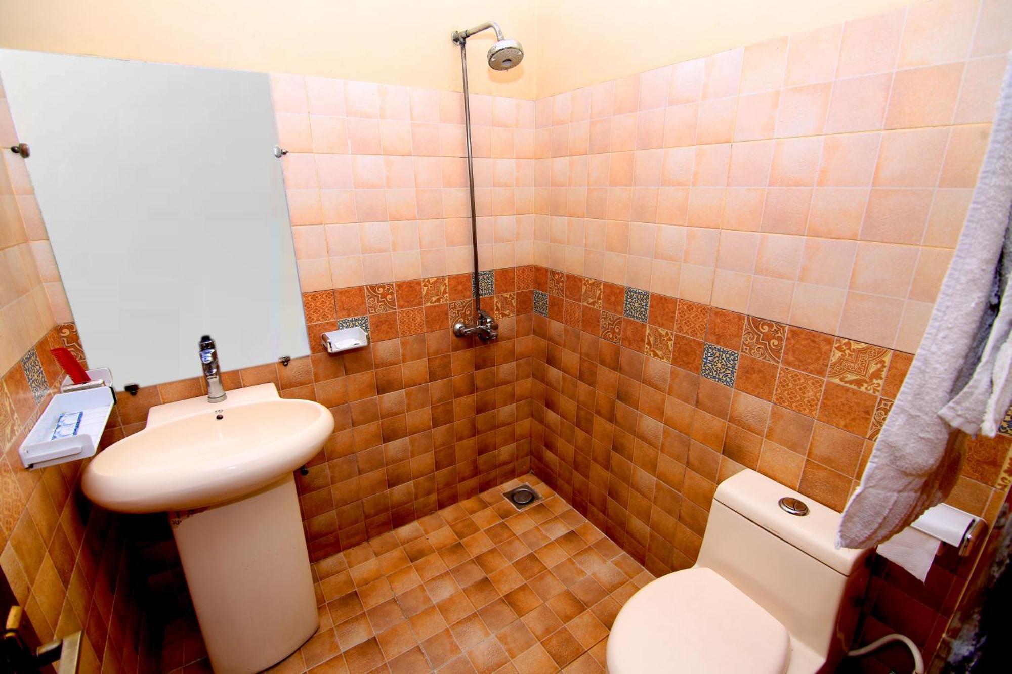 Premier Inn Gulberg Lahore Bagian luar foto