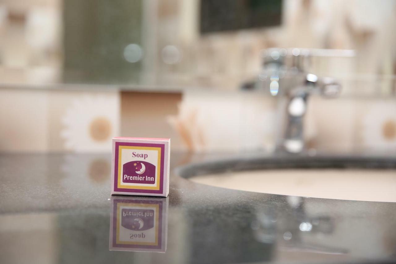 Premier Inn Gulberg Lahore Bagian luar foto